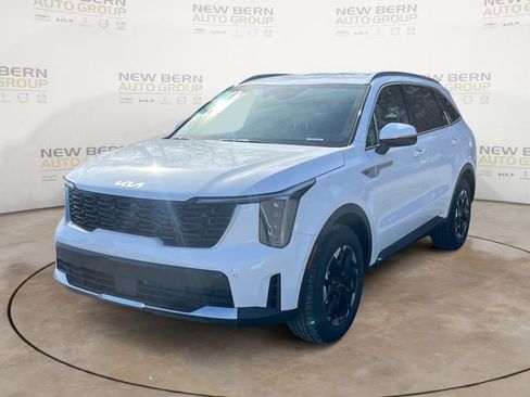 New 2026 Kia Sorento S FWD image 1