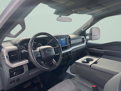 Used 2024 Ford F350 XLT w/ FX4 Off-Road Package image 25