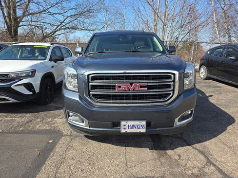 Used 2019 GMC Yukon XL SLT w/ Open Road Package image 2