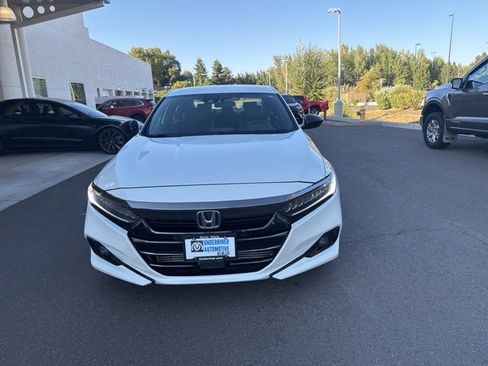 Used 2022 Honda Accord Sport image 14