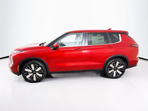 New 2026 Mitsubishi Outlander SE FWD image 4