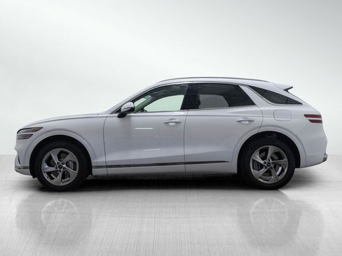 Used 2026 Genesis GV70 2.5T AWD/4WD image 3