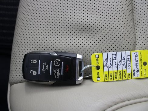 Used 2020 RAM 1500 Limited image 9