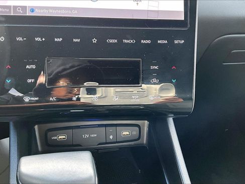 Used 2024 Hyundai Santa Cruz Limited image 16