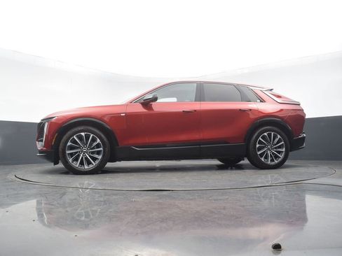 Certified 2024 Cadillac Lyriq Sport AWD/4WD image 45
