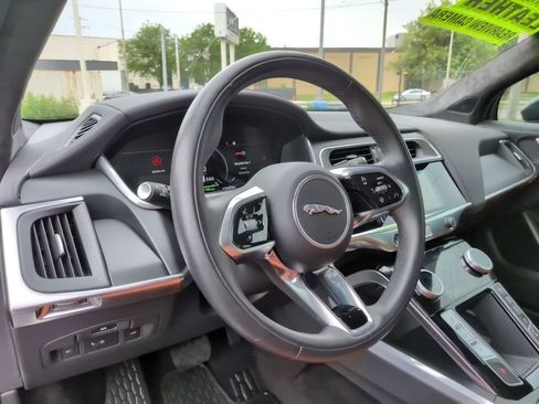 Used 2024 Jaguar I-PACE R-Dynamic HSE AWD/4WD image 30