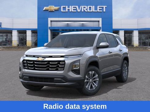 New 2026 Chevrolet Equinox LT w/ Convenience Package II FWD image 7