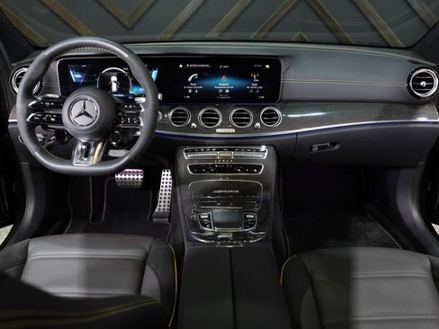 Used 2023 Mercedes-Benz E 63 AMG S image 4