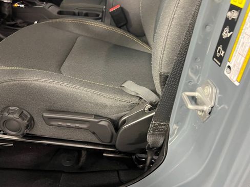 Certified 2025 Jeep Wrangler Willys 4xe image 21