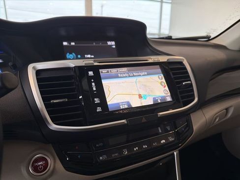 Used 2017 Honda Accord Touring image 26