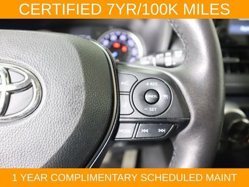 Used 2021 Toyota RAV4 XLE Premium AWD/4WD image 25