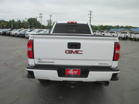 Used 2017 GMC Sierra 3500 Denali w/ Duramax Plus Package AWD/4WD image 5