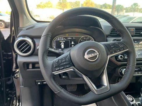 New 2025 Nissan Versa SR w/ Trunk Package image 19