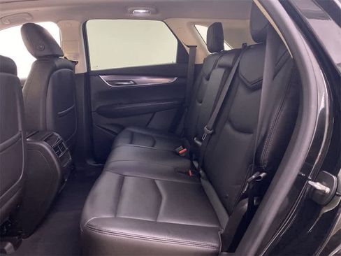 Used 2017 Cadillac XT5 Luxury image 18