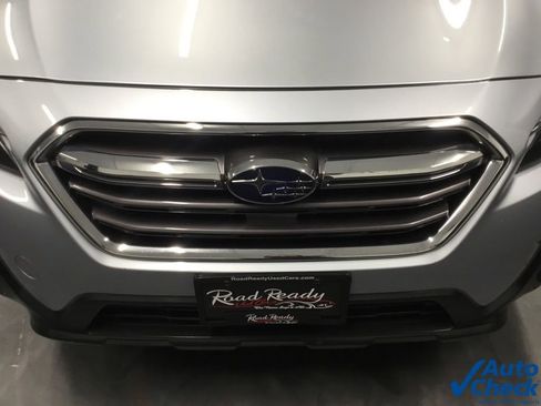 Used 2018 Subaru Outback 2.5i Limited image 19
