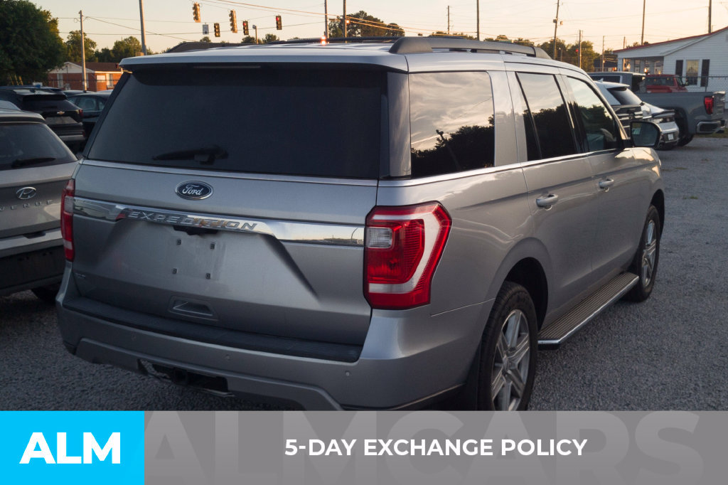 Used 2021 Ford Expedition XLT RWD image 3