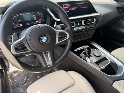 Used 2022 BMW Z4 M40i w/ Premium Package RWD image 15