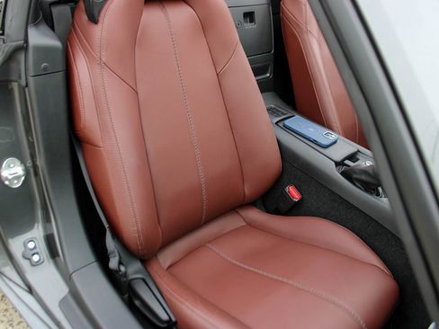 Used 2019 MAZDA MX-5 Miata RF Grand Touring image 21