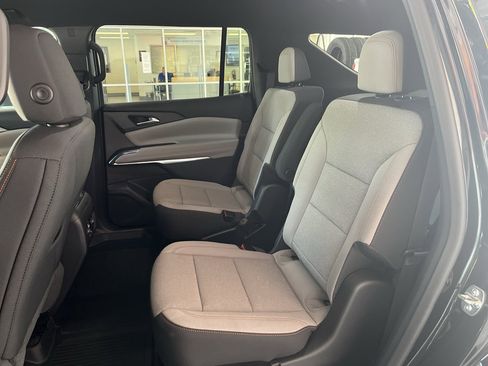 New 2026 Chevrolet Traverse LT w/ Driver Confidence Package FWD image 15