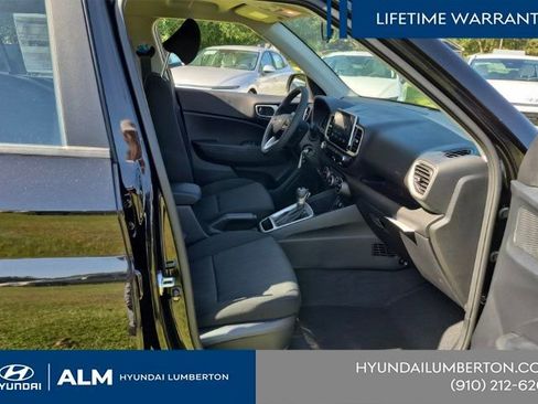 New 2026 Hyundai Venue SE FWD image 20