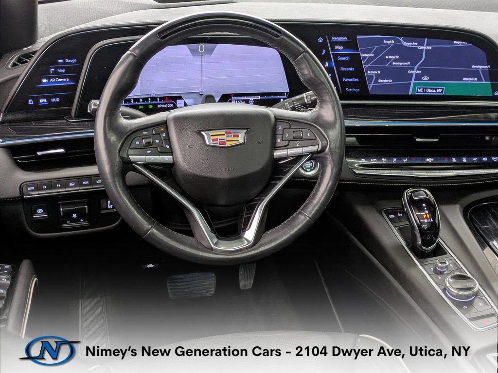 Used 2023 Cadillac Escalade Sport w/ LPO, ONYX Package AWD/4WD image 4