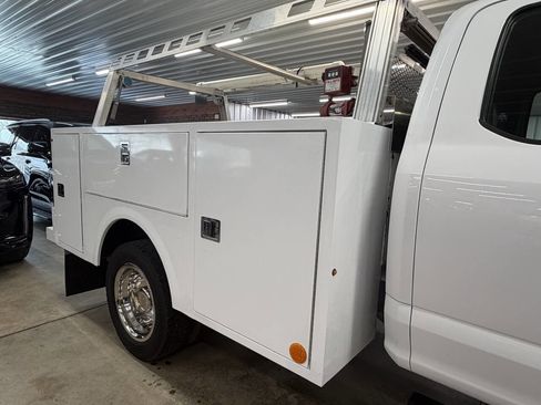 Used 2019 Ford F450 XL w/ Power Equipment Group image 11