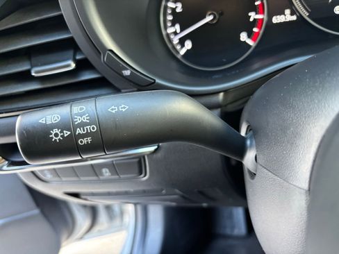 Used 2023 MAZDA MAZDA3 s image 21