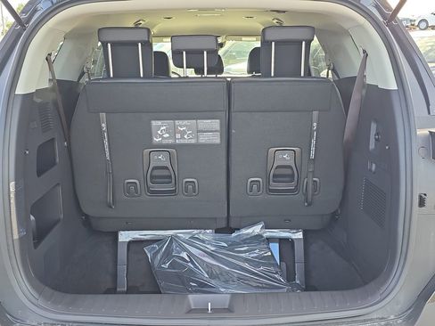 New 2026 Kia Carnival image 10