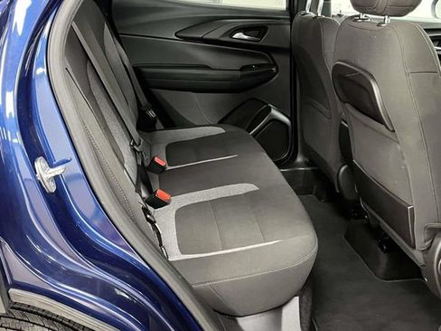 Used 2022 Chevrolet TrailBlazer LT FWD image 20