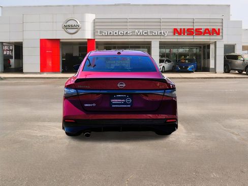 New 2026 Nissan Sentra SR w/ SR Premium Package FWD image 4
