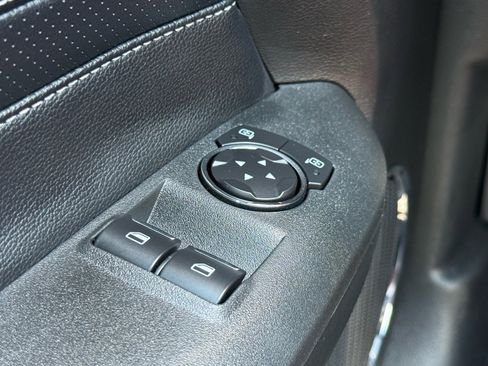 Used 2022 Ford Mustang Mach 1 w/ Mach 1 Handling Package RWD image 19