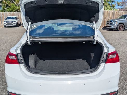 Used 2024 Chevrolet Malibu LT FWD image 10