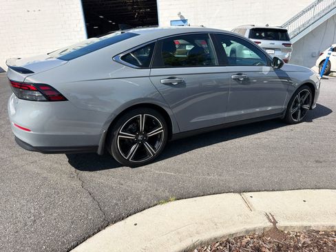 Used 2024 Honda Accord Sport image 15