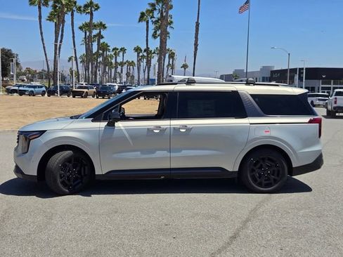 New 2026 Kia Carnival SX Prestige FWD image 23
