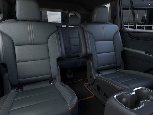 New 2026 GMC Acadia AT4 w/ Super Cruise Package AWD/4WD image 17