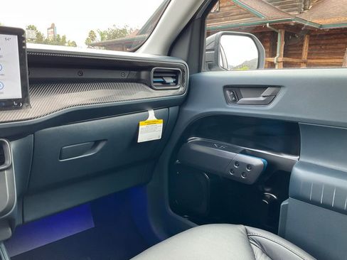 New 2025 Ford Maverick XLT w/ XLT Luxury Package image 51