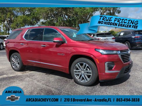 Certified 2023 Chevrolet Traverse High Country w/ LPO, Floor Liner Package FWD image 2