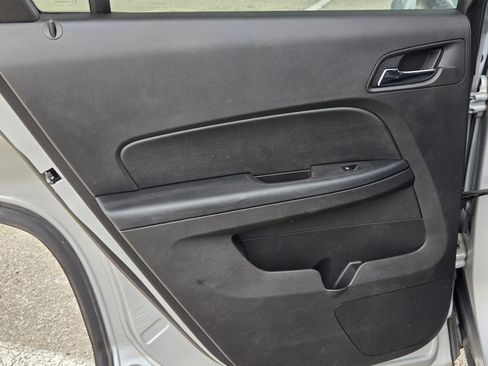 Used 2014 GMC Terrain SLE FWD image 16
