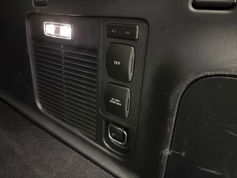 Used 2025 Ford Expedition Max Active AWD/4WD image 24