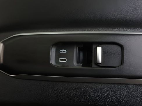 Used 2025 BMW X7 xDrive40i image 15