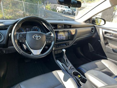 Used 2019 Toyota Corolla XSE FWD image 20