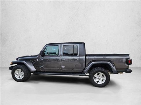 Used 2021 Jeep Gladiator Sport image 8