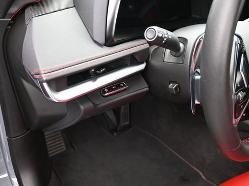 Used 2024 Chevrolet Corvette Stingray w/ Z51 Performance Package image 37