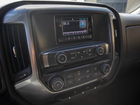 Used 2015 Chevrolet Silverado 1500 LT AWD/4WD image 19