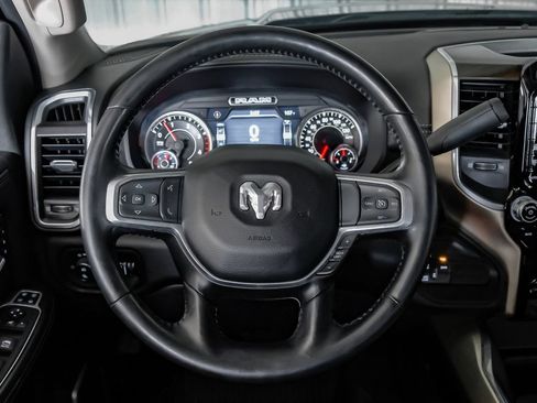 Used 2023 RAM 2500 Laramie AWD/4WD image 16