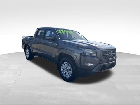 Used 2022 Nissan Frontier SV image 8