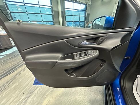 Used 2017 Chevrolet Volt LT w/ Comfort Package FWD image 50