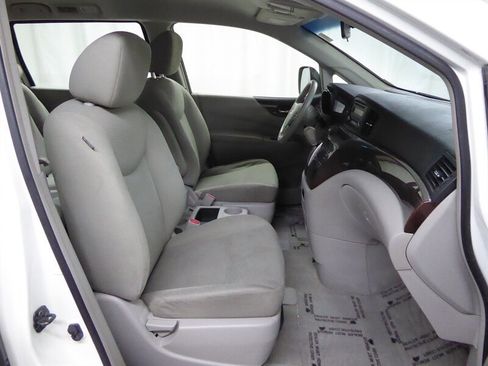 Used 2015 Nissan Quest S image 22