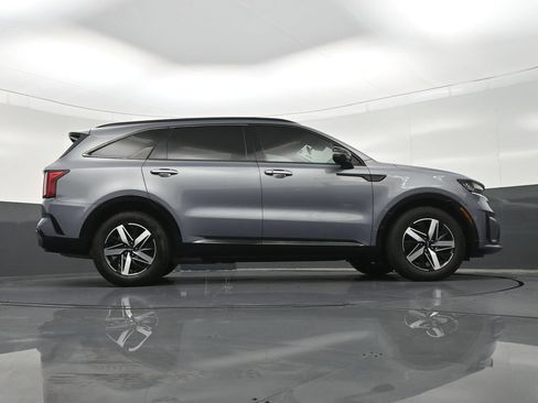 Used 2023 Kia Sorento S FWD image 30