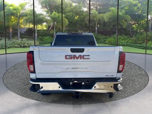 Used 2023 GMC Sierra 2500 SLE AWD/4WD image 6